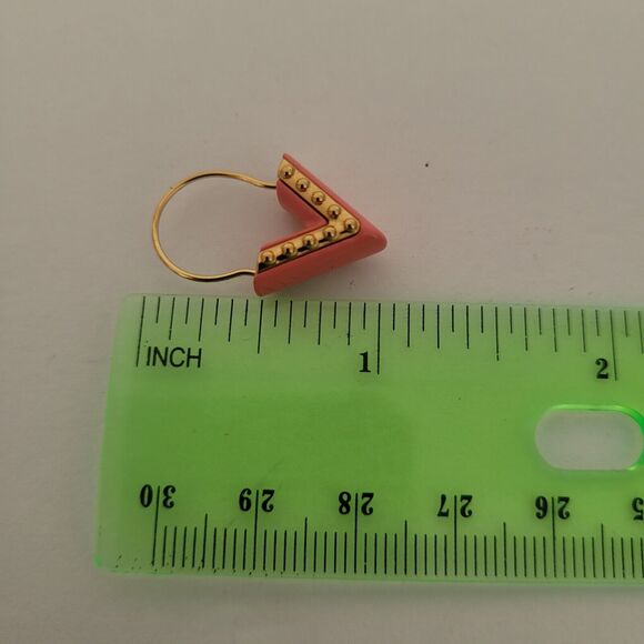 Louis Vuitton Essential V Hoop Single Earring Pink Gold Motif Accessary Auth - Picture 7 of 8